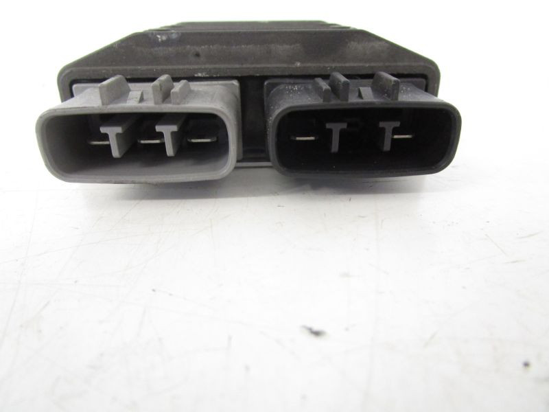 パラリです。 04 Kawasaki Ninja ZX10R Voltage Regulator Rectifier 21066-0771